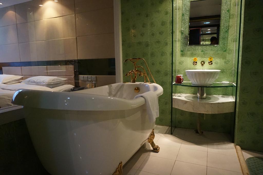Tianzhi Hotel 하얼빈 외부 사진